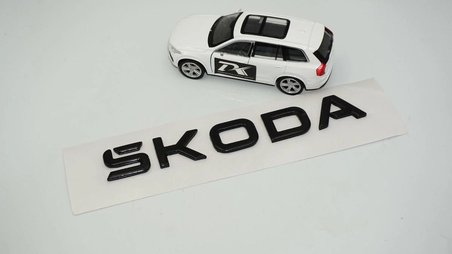 DK Tuning Enyaq Elroq Ön Kaput Siyah Yazı Logo Arma Skoda İle Uyumlu