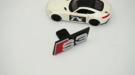 DK Tuning S3 Gri Kırmızı Ön Panjur Logo Arma Audi İle Uyumlu