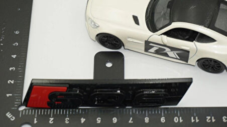 DK Tuning SQ6 Siyah Kırmızı Ön Panjur Logo Arma Audi İle Uyumlu