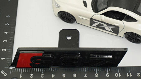 DK Tuning SQ7 Siyah Kırmızı Ön Panjur Logo Arma Audi İle Uyumlu