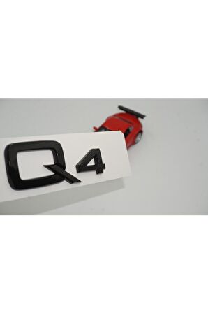 Q4 Bagaj Parlak Siyah 3m Yazı Logo Orjinal Ürün