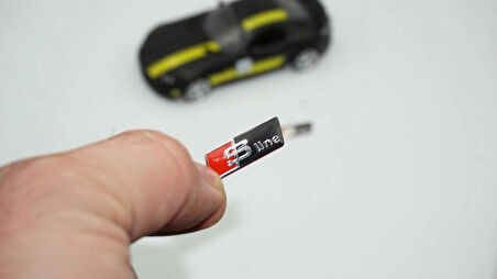 DK Tuning Audi S Line Direksiyon Alüminyum Alaşımlı 3M Sticker Logo 2Li Set