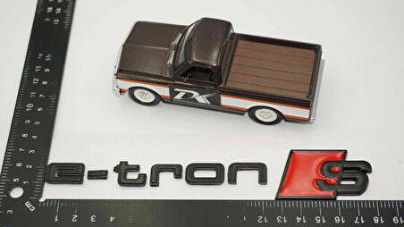 DK Tuning e-tron S Bagaj Siyah Kırmızı Yazı Logo Audi İle Uyumlu