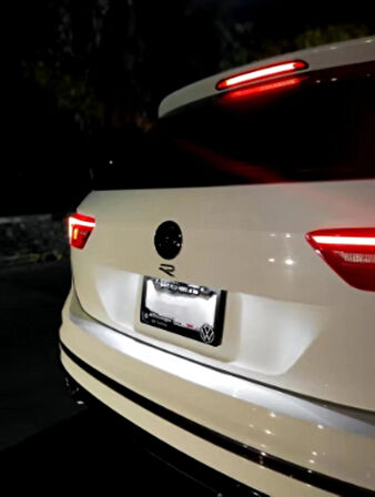 DK Tuning R Line Yeni Nesil Bagaj Siyah Logo Arma Volkswagen İle Uyumlu