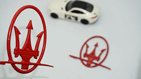 DK Tuning Maserati Yan Kanatlar Çemberli Kırmızı Rozet Amblem Seti