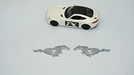 DK Ford Mustang Shelby GT Koşan At Çamurluk Yanı Gri Logo Arma