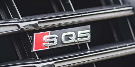 DK Tuning SQ5 Gri Kırmızı Ön Panjur Logo Arma Audi İle Uyumlu