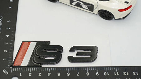 DK Tuning S3 Siyah Gri Kırmızı Bagaj Logo Audi İle Uyumlu
