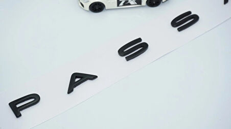 DK Tuning Volkswagen Passat Yeni Nesil B9 Parlak Siyah Bagaj Yazı