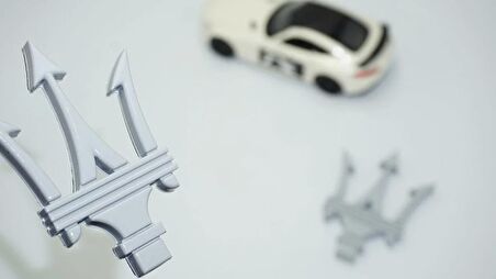 DK Tuning Maserati Yan Kanatlar Gri 3M 3D Rozet Amblem Seti