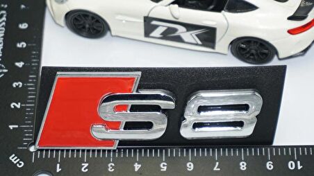 DK Tuning S8 Gümüş Kırmızı 3D Ön Panjur Logo Audi İle Uyumlu