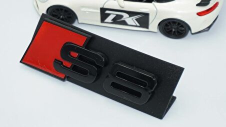 DK Tuning S8 Siyah Kırmızı 3D Ön Panjur Logo Audi İle Uyumlu