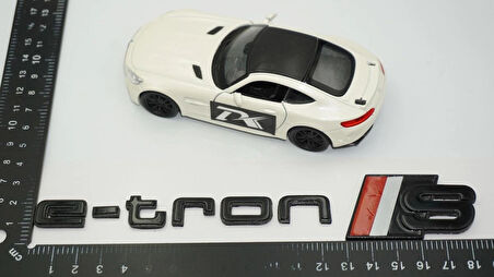 DK Tuning e-tron S Bagaj Siyah Kırmızı Yazı Logo Audi İle Uyumlu