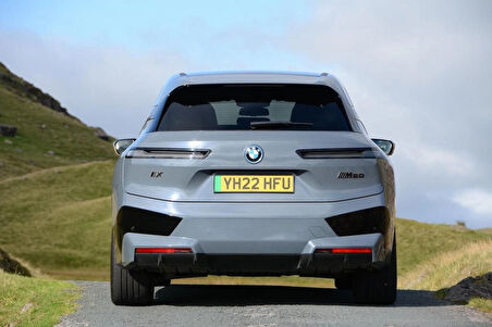 DK Tuning iX Bagaj Siyah ABS 3MYazı Logo Arma Bmw İle Uyumlu