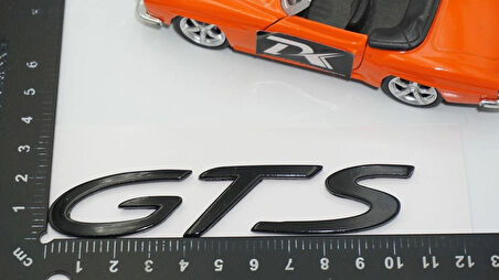 DK Tuning GTS Parlak Siyah Bagaj Logo Arma Porsche ile Uyumlu