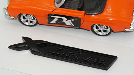 DK Tuning X Drive Yeni Nesil Siyah Bagaj Logo Arma Bmw ile Uyumlu