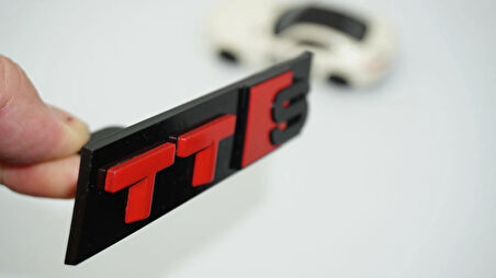 DK Tuning TTS Siyah Kırmızı Ön Panjur Logo Arma Audi İle Uyumlu