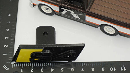 DK Tuning S4 Siyah Sarı Ön Panjur Logo Arma Audi İle Uyumlu