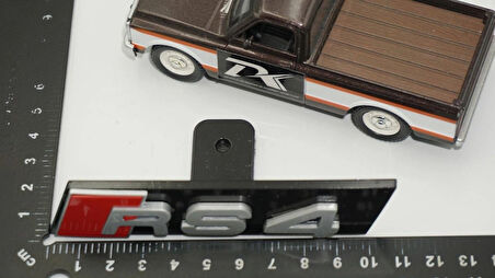 DK Tuning RS4 Gri Kırmızı Ön Panjur Logo Arma Audi İle Uyumlu
