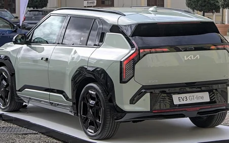 DK Tuning EV3 Yeni Nesil Bagaj Gri Yazı Logo Kia İle Uyumlu