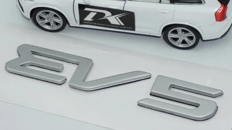DK Tuning EV5 Yeni Nesil Bagaj Gri Yazı Logo Kia İle Uyumlu