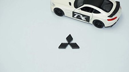DK Tuning Bagaj Siyah ABS 3M 3x3 Arma Logo Mitsubishi İle Uyumlu