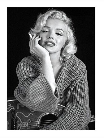 Marilyn Monroe Ve Gitar Desenli Ahşap Tablo 18cm X 27cm