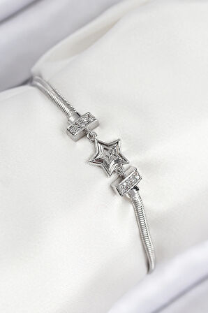 Pirinç Zirkon Taşlı Yıldız Model Gümüş Renk Kadın Bileklik - TJ-BB7902