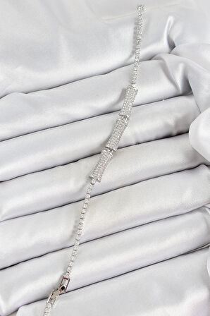 Pirinç Gümüş Renk Zirkon Taşlı Kemik Model Kadın Bileklik - TJ-BB7071