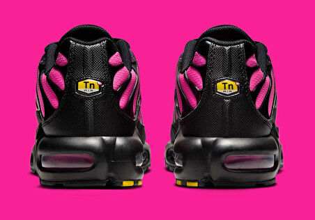 Nike Air Max Plus Black Laser Fuchsia