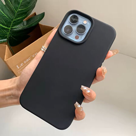 Iphone 16 Pro Uyumlu Kılıf Lansman Silikon Ve Esnek
