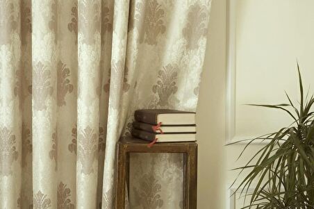 Massarelli Fon Perde Klasik Damask Desen Krem Vizon Pilesiz 