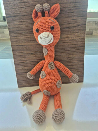 Zürafa - Uyku ve Oyun arkadaşı.