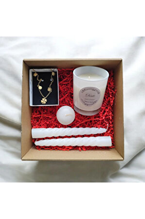 Hediye Seti-Kokulu Beyaz Bardak Mum-Yonca Kolye+Burgulu Mum-Yüzen Mum