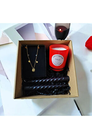 Hediye Seti-Kokulu Kırmızı Bardak Mum-Yonca Kolye+Burgulu Mum