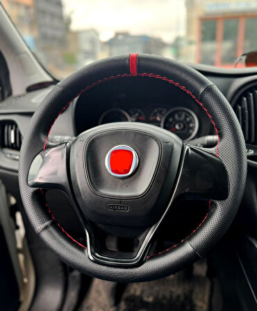 DİKİŞLİ DİREKSİYON KILIFI SİYAH DERİ NOKTALI DERİ KIRMIZI DİKİŞLİ FIAT FİORİNO İÇİN