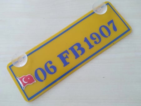 34 FB 1907 DEKOR PLAKA - kişiye özel (22x7,5cm) sarı lacivert vantuzlu Dekor Levha