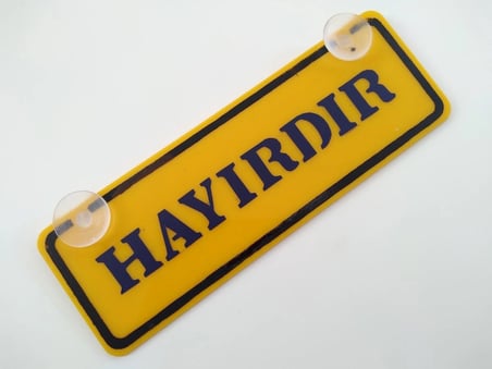 HAYIRDIR YAZILI (2 ADET) DEKOR SARI PLAKA (22x7.5cm) vantuzlu Pleksi (Dekor Levha) DEKOR PLAKA