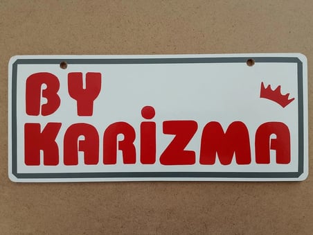 BY KARİZMA YAZILI BEYAZ DEKOR PLAKA (26x11cm) vantuzlu ,Dekor Levha, DEKOR PLAKA