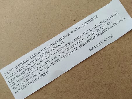 TİCARİ TAKSİ YAZILI Dekor Plaka Beyaz (26X11CM) Vantuzlu DEKOR LEVHA, ASMA TABELA