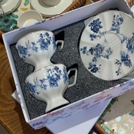 Mavi Çiçek Desenli Kutulu Fincan Takımı (2’li)