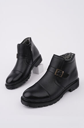 Muggo M1001 Yuvarlak Burun Kısa Topuk Ortopedik Fermuarlı Günlük Kahverengi Klasik Bot 