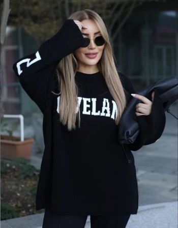 Kadın Siyah Cleveland Yazılı Oversize Triko Tunik Kazak