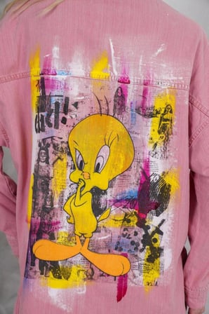 Kadın Oversize Pembe Baskılı Denim Gömlek Ceket – Enerjik & Trend Stil✨