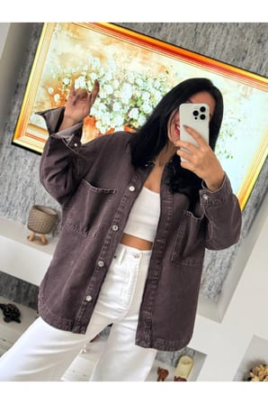 Kadın Kahve Oversize Denim Gömlek Ceket – Modern & Rahat Şıklık ✨