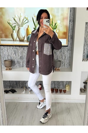 Kadın Taş Detaylı Kahve Oversize Jean Gömlek – Işıltılı Denim Şıklığı✨