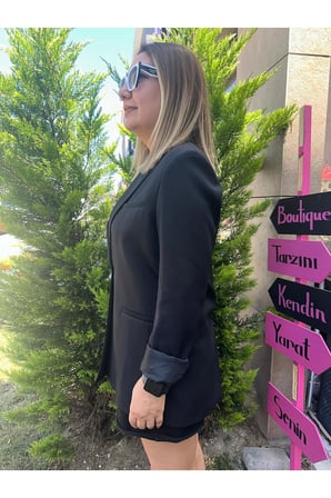 Kadın Siyah Tek Düğmeli Basic Blazer Ceket