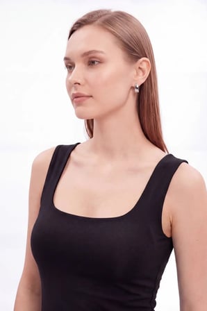 Premium Şık Giyim Ev Giyimi Kalın Askılı Kare Yaka Siyah Atlet