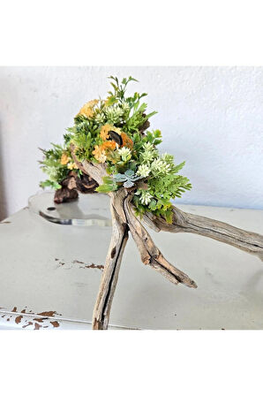 El Yapımı Doğal Dal Dekor – Sarı ve Yeşil Yapay Çiçekli Masa Üstü Tasarım