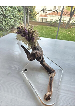 El Yapımı Doğal Ağaç Dekor – Lavanta Moru ve Beyaz Yapay Çiçekli Tasarım